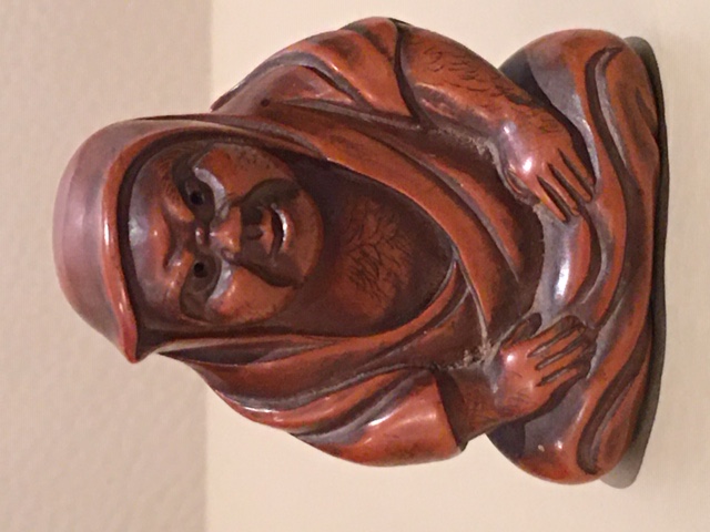 Japanese boxwood netsuke of Daruma.JPG